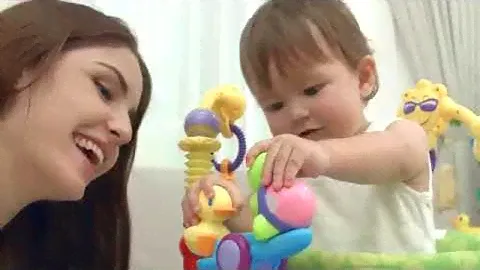 Развивающий центр-прыгунки Huile Toys (696)
