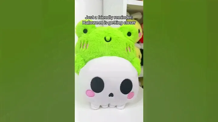 Can’t wait 💞 #kawaii #halloween #frogs #frog #spooky #spookyseason #kawaiifashion #smallbusiness
