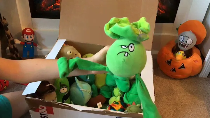 A Huge Plants VS Zombies Plush Unboxing