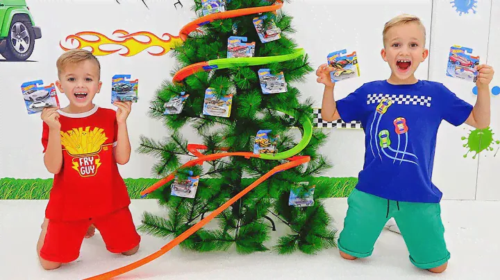 Vlad and Niki pretend play and decorate the Christmas tree