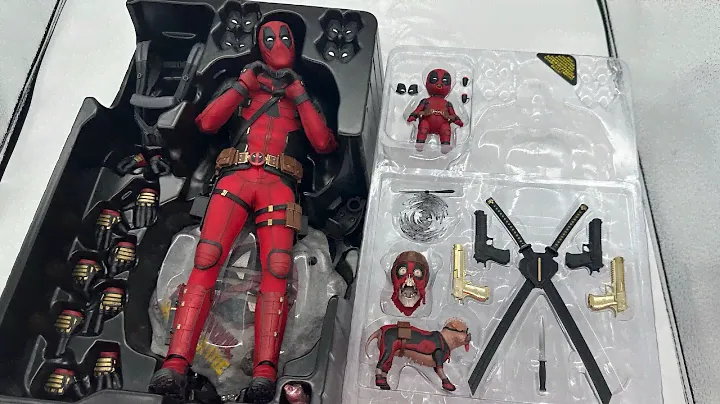 Unboxing the hot toys deadpool special edition