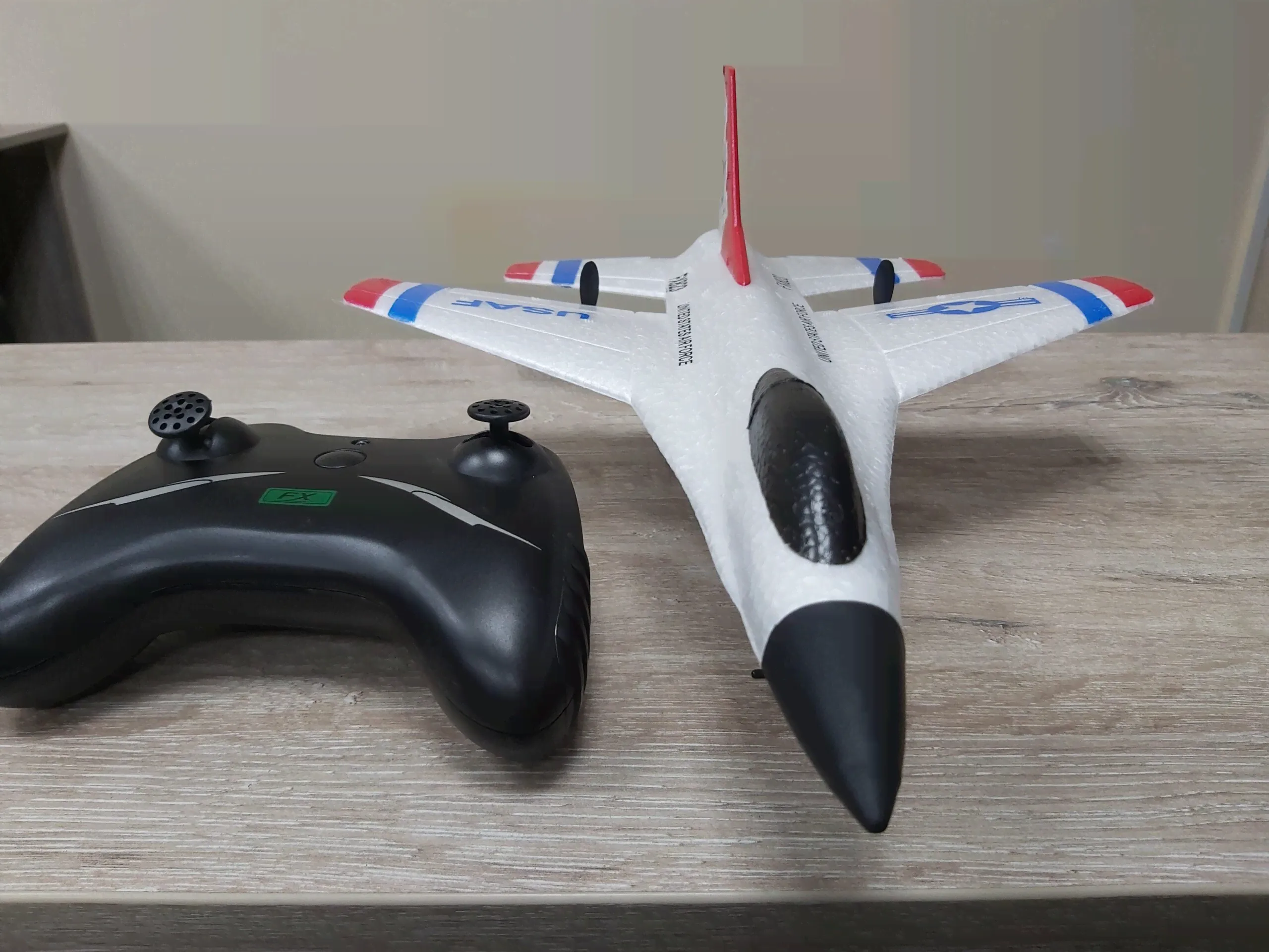 Радиоуправляемый самолет WL Toys CTF 2.4G RC Airplane - FX823-0