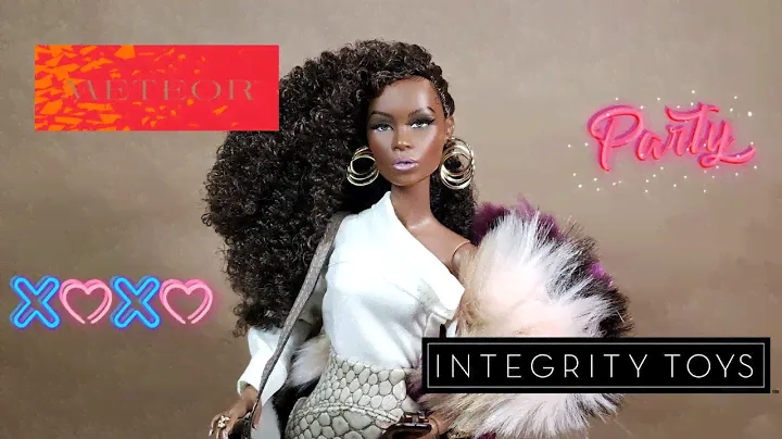 Unboxing Integrity Toys Zuri Okoty Meteor Limited Edition