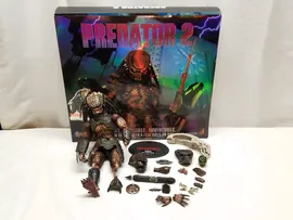 Hot Toys Predator 2 Battle Damaged City Collectors Edition 1/6 Action Figure Box