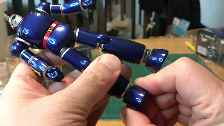 Action toys mini metal Tetsujin 28 review