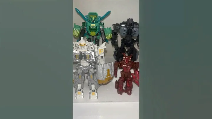 Who likes these? #transformers #transformerslegacy #rockstar #rock #new #toys #transformerstoys #wow