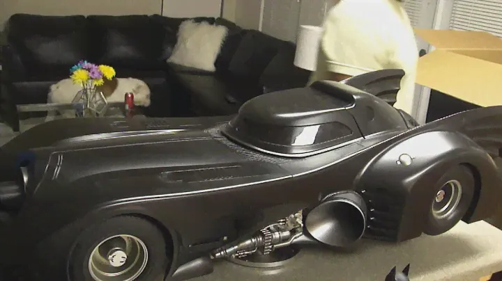 RayJr's 1989 Batman Hot Toys Movie Masterpiece Sixth Scale Collectible Vehicle Batmobile