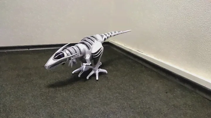 Робот-динозавр RoboRaptor WowWee 8095