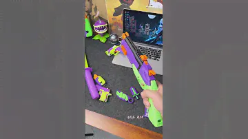 My girlfriend gave me a new toy carrot knife with a gun, don't you envy it?